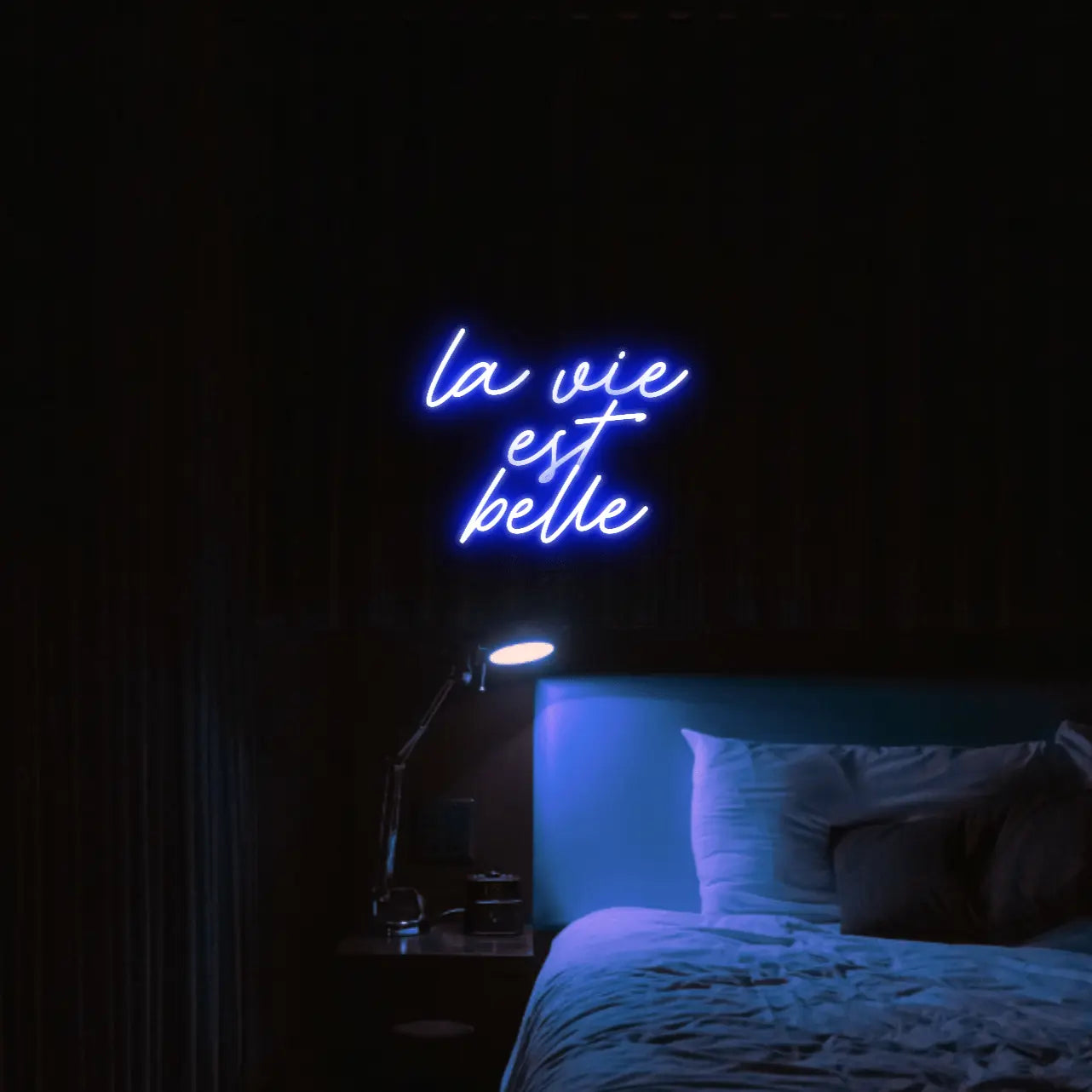 La Vie est Belle LED Neon Light Sign - Neon Lanes
