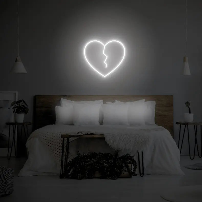 Broken Heart LED Neon Light Sign - Neon Lanes
