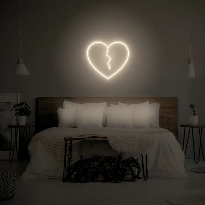 Broken Heart LED Neon Light Sign - Neon Lanes
