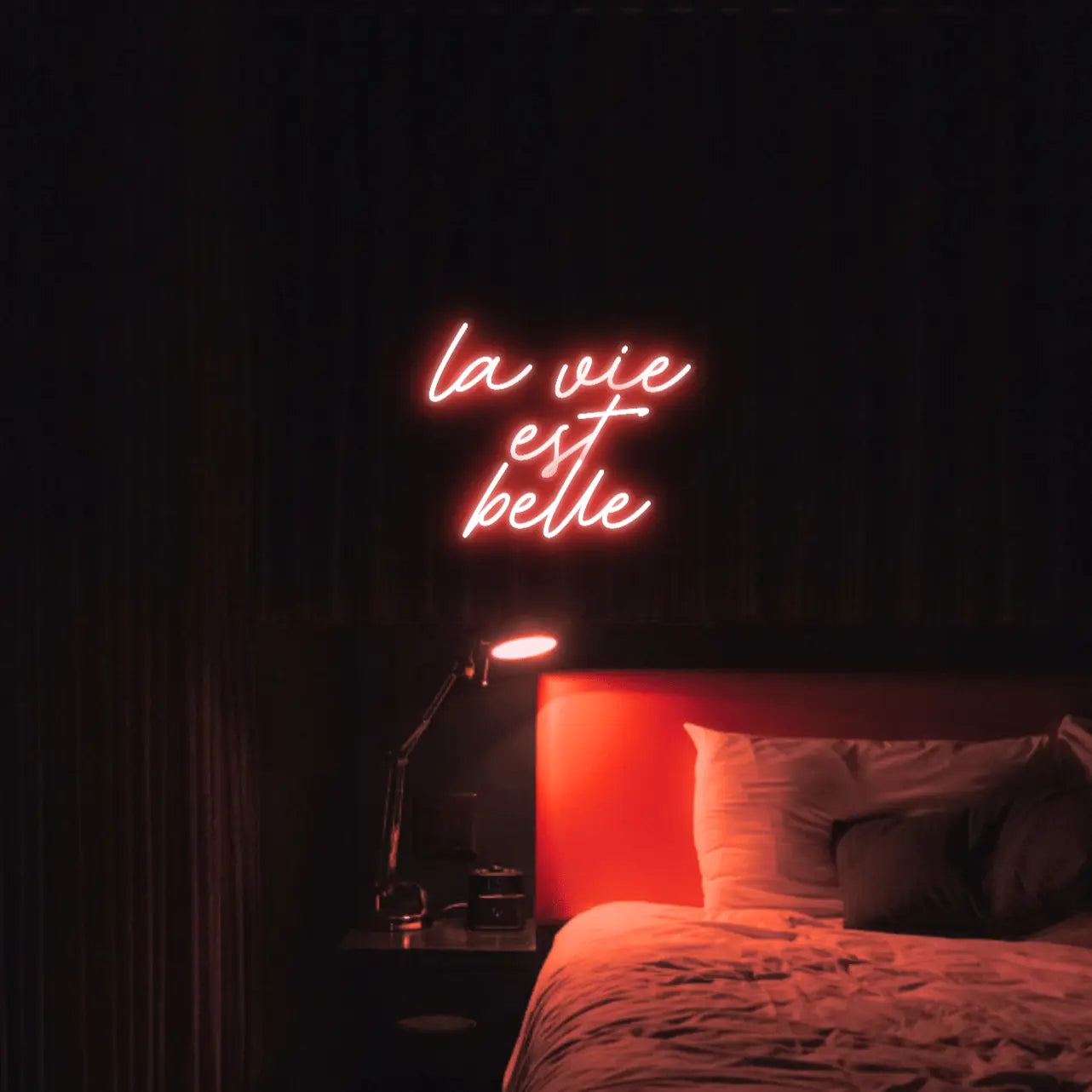 La Vie est Belle LED Neon Light Sign - Neon Lanes