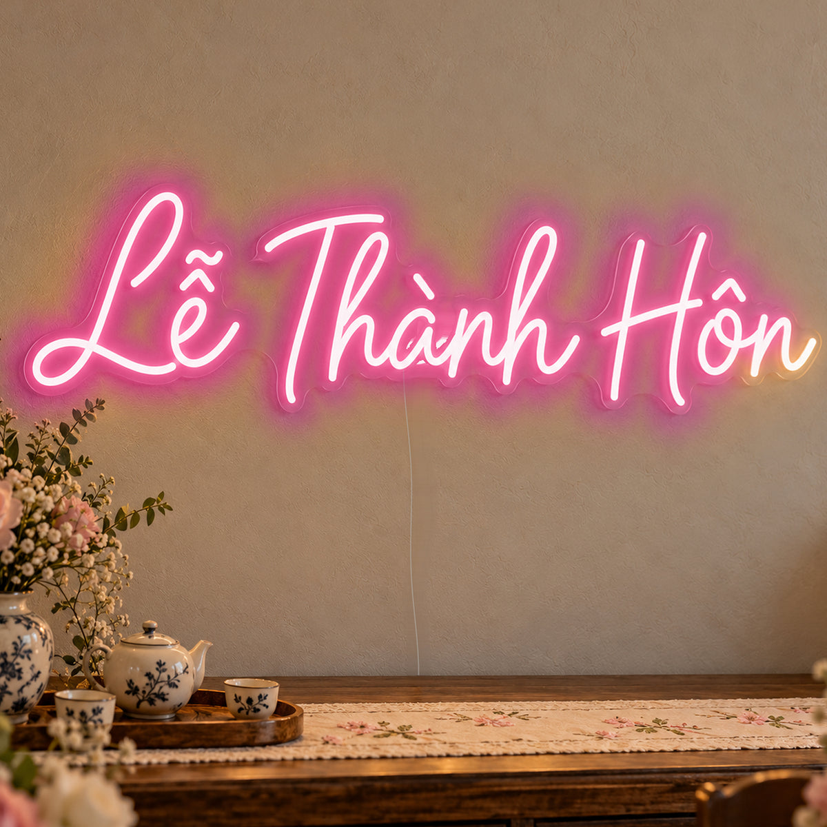 Lễ Thành Hôn Neon Sign in rose red LED neon on clear acrylic, angled view