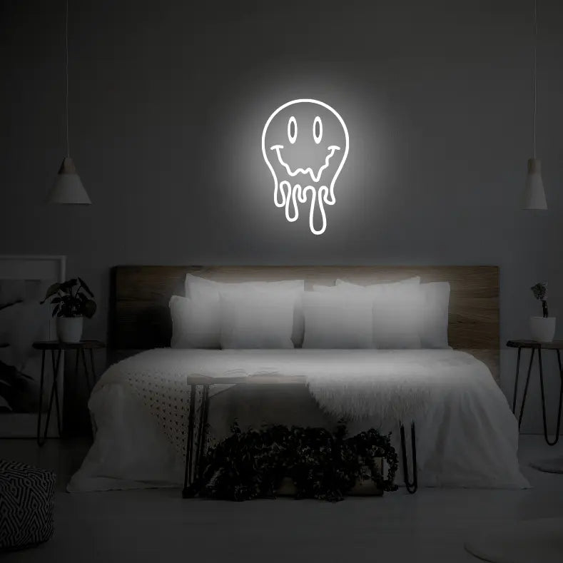 Melting Smiley Face LED Neon Light Sign - Neon Lanes